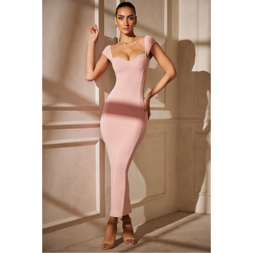 Oh Polly Pink Bodycon Midi Dress Sweetheart Neckline